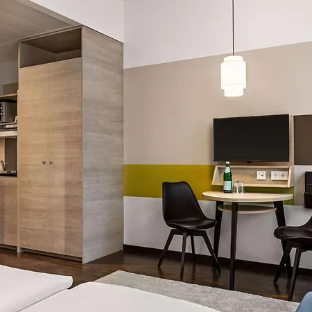 Vienna House Easy By Wyndham Osnabrueck City & Apartments-2
