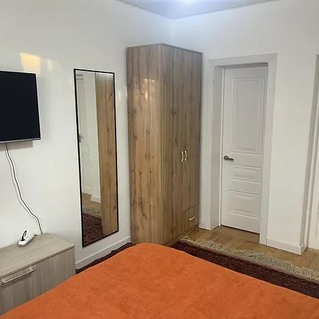 Family Guest House & Hostel-2