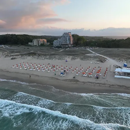 Allure Beach Resort Aparthotel-2