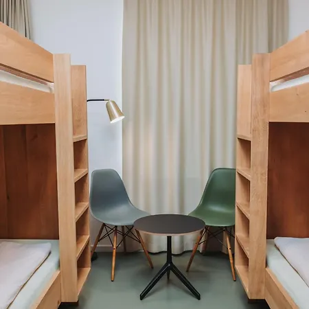 Montreux Youth Hostel-2