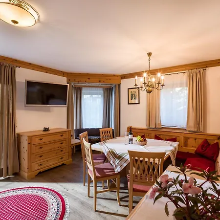 S'Dörfl Chalets-3