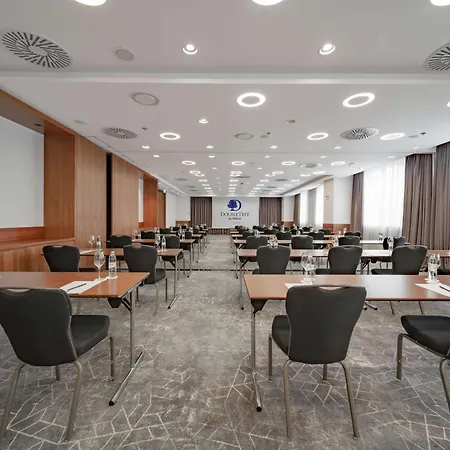 Doubletree By Hilton Zagreb-2