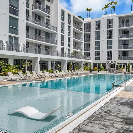 Amazing Unit In Downtown Miami With Free Parking-3