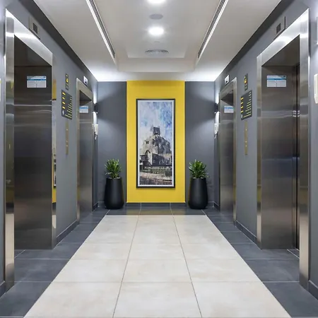 Hampton By Hilton Doha Old Town-3