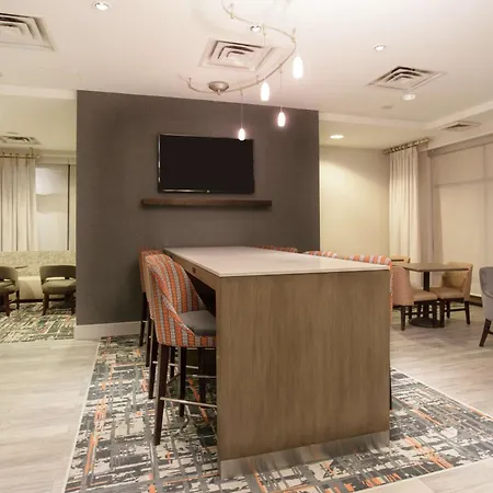 Hampton Inn & Suites Denver-Downtown-3