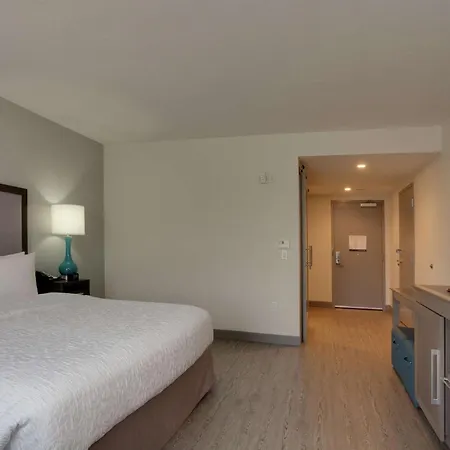 Hampton Inn & Suites Miami Wynwood Design District, Fl-2