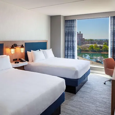 Hampton By Hilton At The Boston Seaport District-2