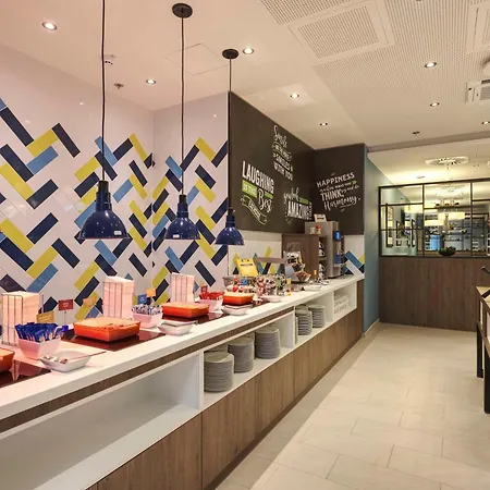 Hampton By Hilton Stuttgart City Centre-2