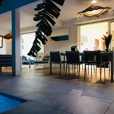 Villa A 100 M A Pied De La Plage-3