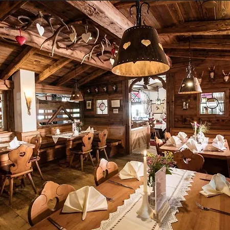 Hotel Gasthof Perauer-3