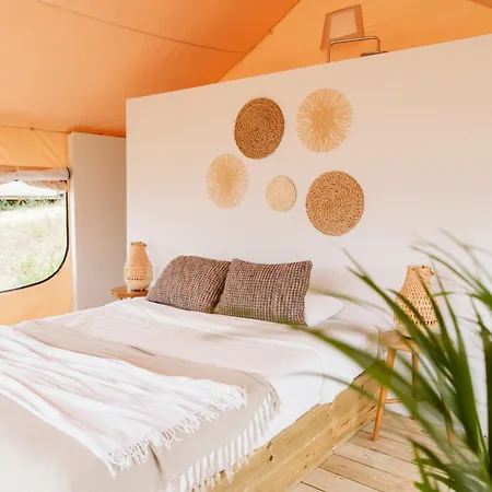 Dreamsea Surf Guest House-3