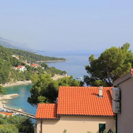 Apartments With Parking Space Brela, Makarska - 789-2