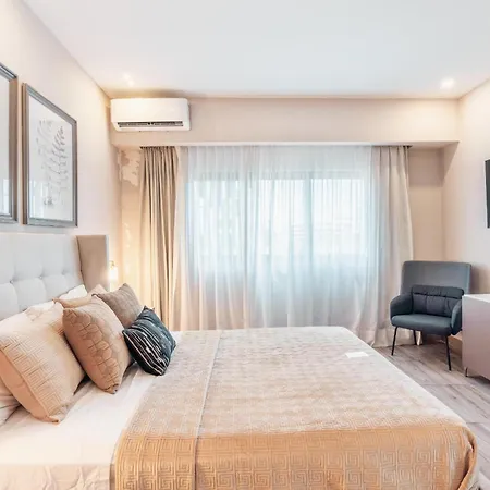 Fully Serviced Apartment At Regatta Living II - 302-3