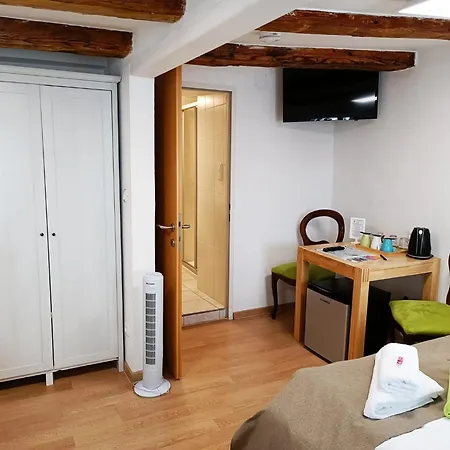 Cityhotel Junger Fuchs-3