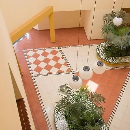 Lovely 1-Bedroom Apartment Whit Pool-2