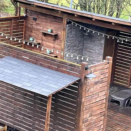 Parcela De Agrado Con Piscina Lago Ranco Todas Las Instalaciones Con Uso Exclusivo Capacidad 20 Personas-2