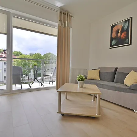 Osiedle Cesarskie Apartamenty - Parking - Apartamenty Bryza-2