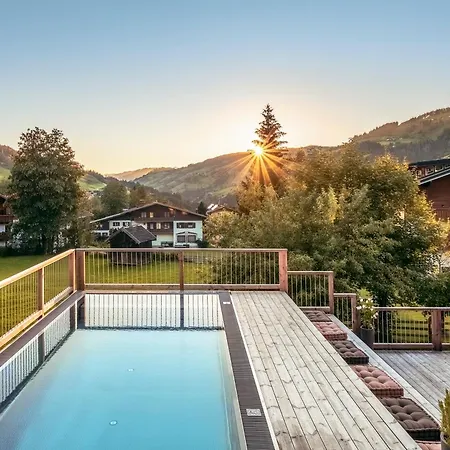ALMMONTE SENSUM SUITES - Funky Living Hotel-2
