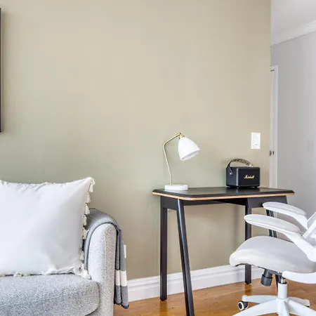 Midtown 1Br W Dm Elevator Gym Nr Times Sq Nyc-799-2