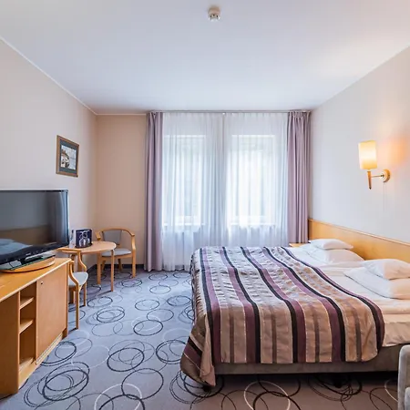 Hotel Senator-2