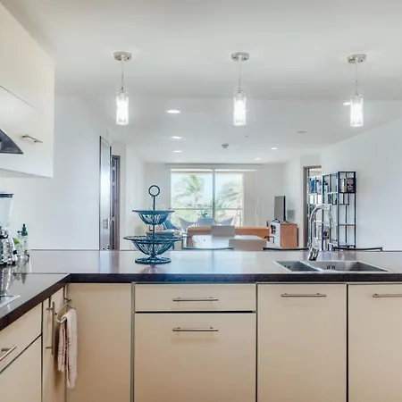 The Elegance Of Oasis -3Br Apartment Beach Front-3