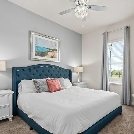 Comfortable Home W 3 En-Suites! Smv157-2