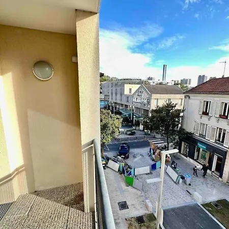 Elegant Apartment Paris Bagnolet 303-2