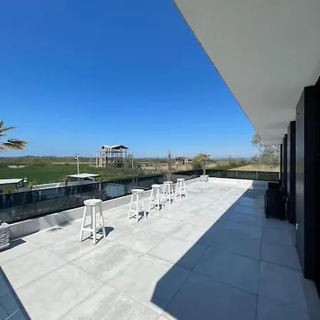 Sueno Luxury Villa-3