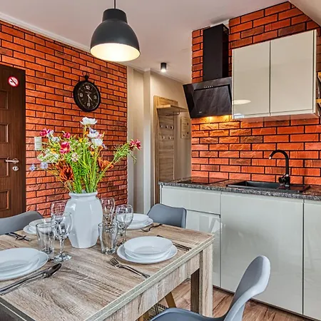Royal Aparts Villa Vika Apartamenty Gorskie Z Ogrodem-2