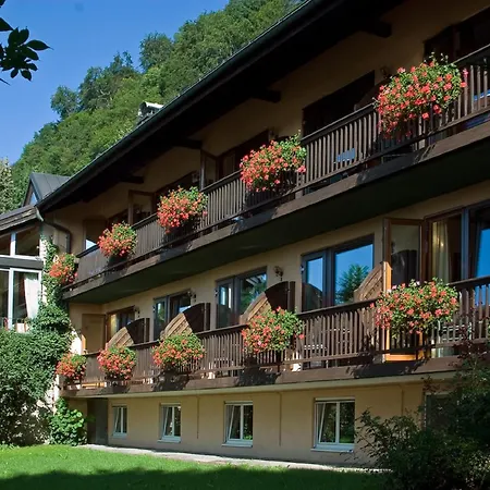 Hotel Garni Haus Arenberg-3