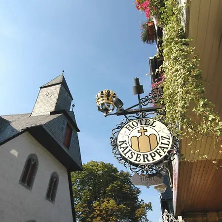 Hotel Garni Kaiserpfalz-3