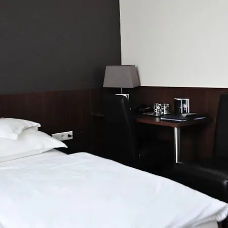 Hotel Lindenhof-3