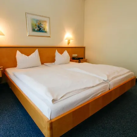 Kurparkhotel Das Kleinod-3
