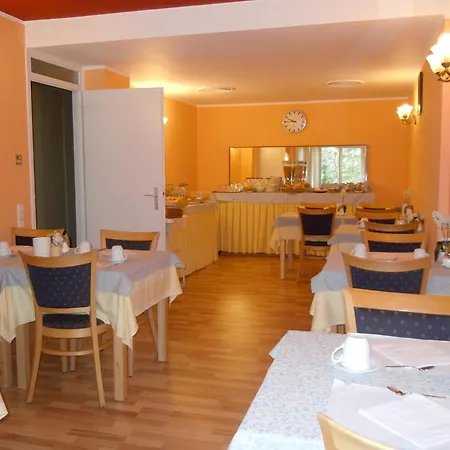 Swiss Lodge Nassa Garni-3