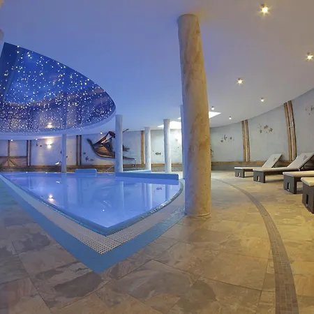 Hotel Krysztal Conference & Spa-2
