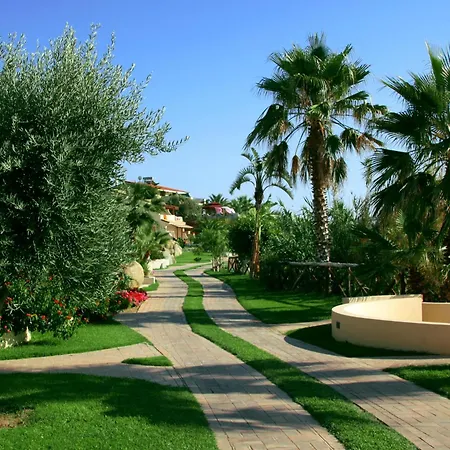 Hotel Villaggio Cala Di Volpe-3