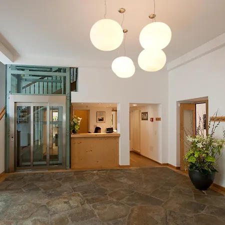 Hotel Mueller - Mountain Lodge-2