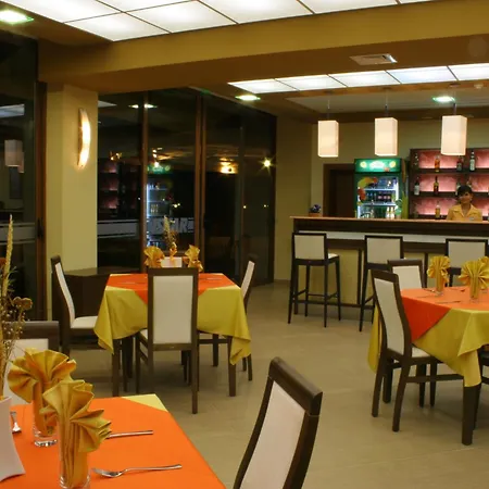 Hotel Iskar & Aquapark-2