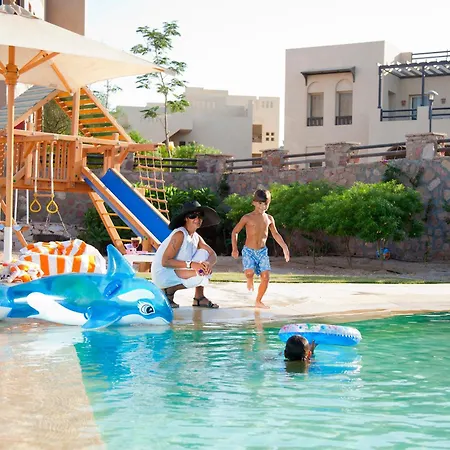 Azzurra Sahl Hasheesh-2