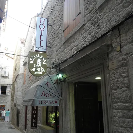 Hotel Monika-3