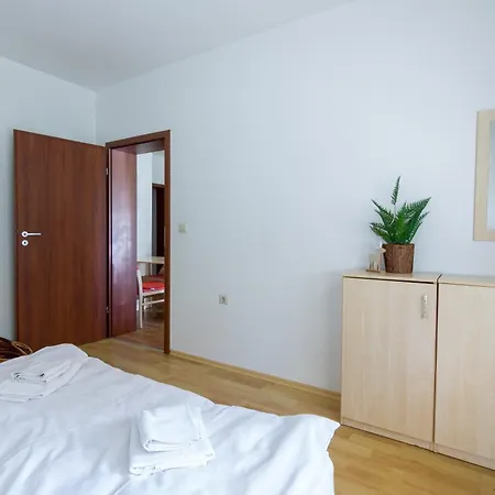 Todorka Apartments In Bansko-3