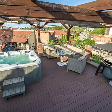 Glamorous Jacuzzi Loft Apartment With Roof Terrace-2