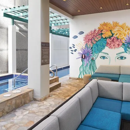 Waikiki Malia-2