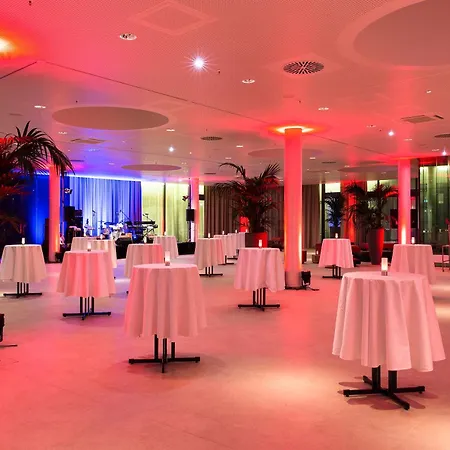 H4 Hotel München Messe-3