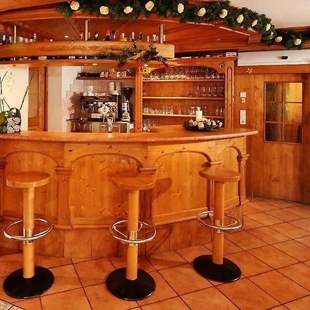 Hotel Tyrol-2