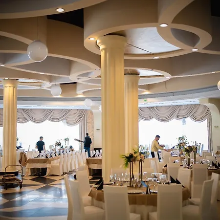 Black Tulip Hotel-3