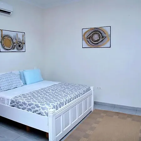 Petite'S Nest - Studio 2-2