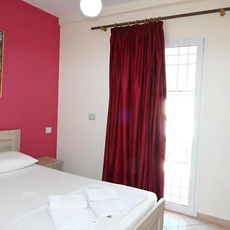Amelia Rooms-3