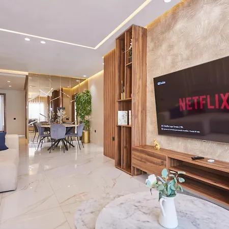 Discover Casablanca Stay In Our 3-Bed Gem With Parking-2