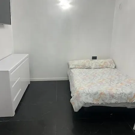Apartament Cu Gradina Central-2